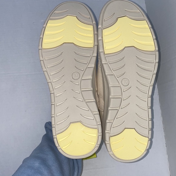 All In Motion Seaker slip on comfort size 10 off white - Picture 7 of 11